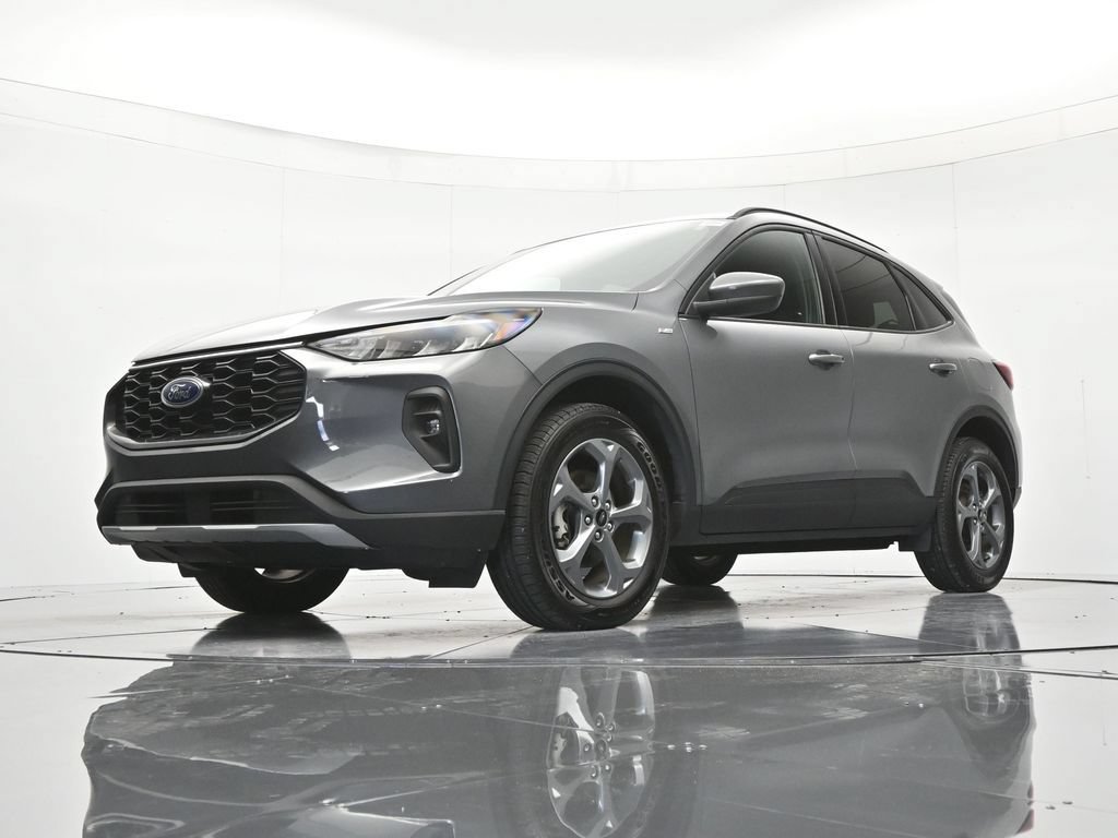 Used 2025 Ford Escape ST-Line Select AWD/4WD image 36