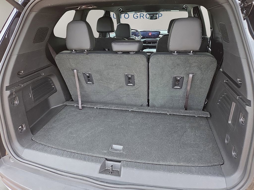 Used 2026 Buick Enclave Preferred FWD image 16