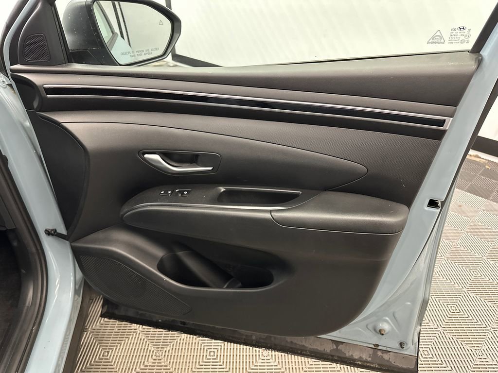 Used 2023 Hyundai Santa Cruz SEL Premium image 15