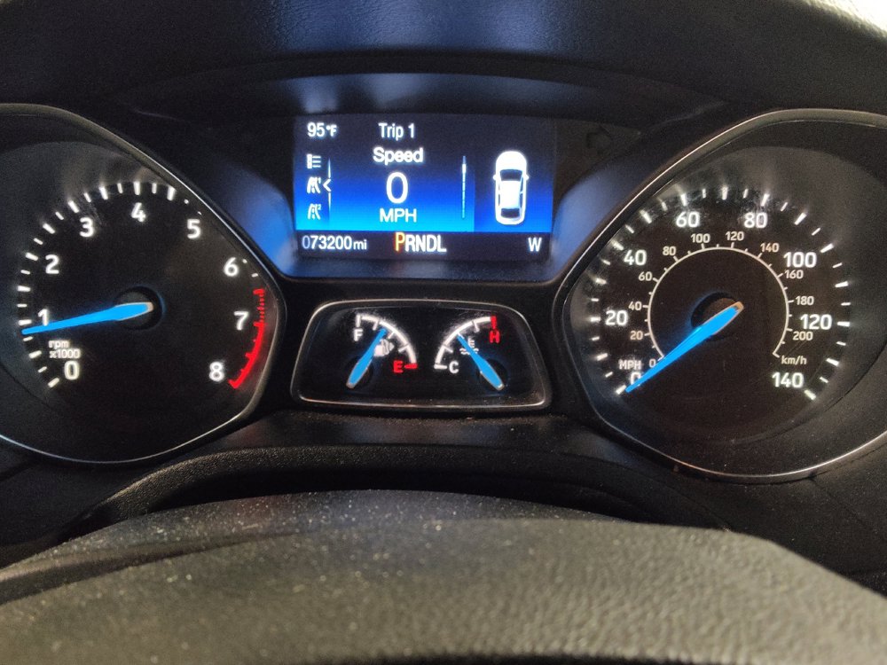 Used 2018 Ford Focus SE FWD image 23
