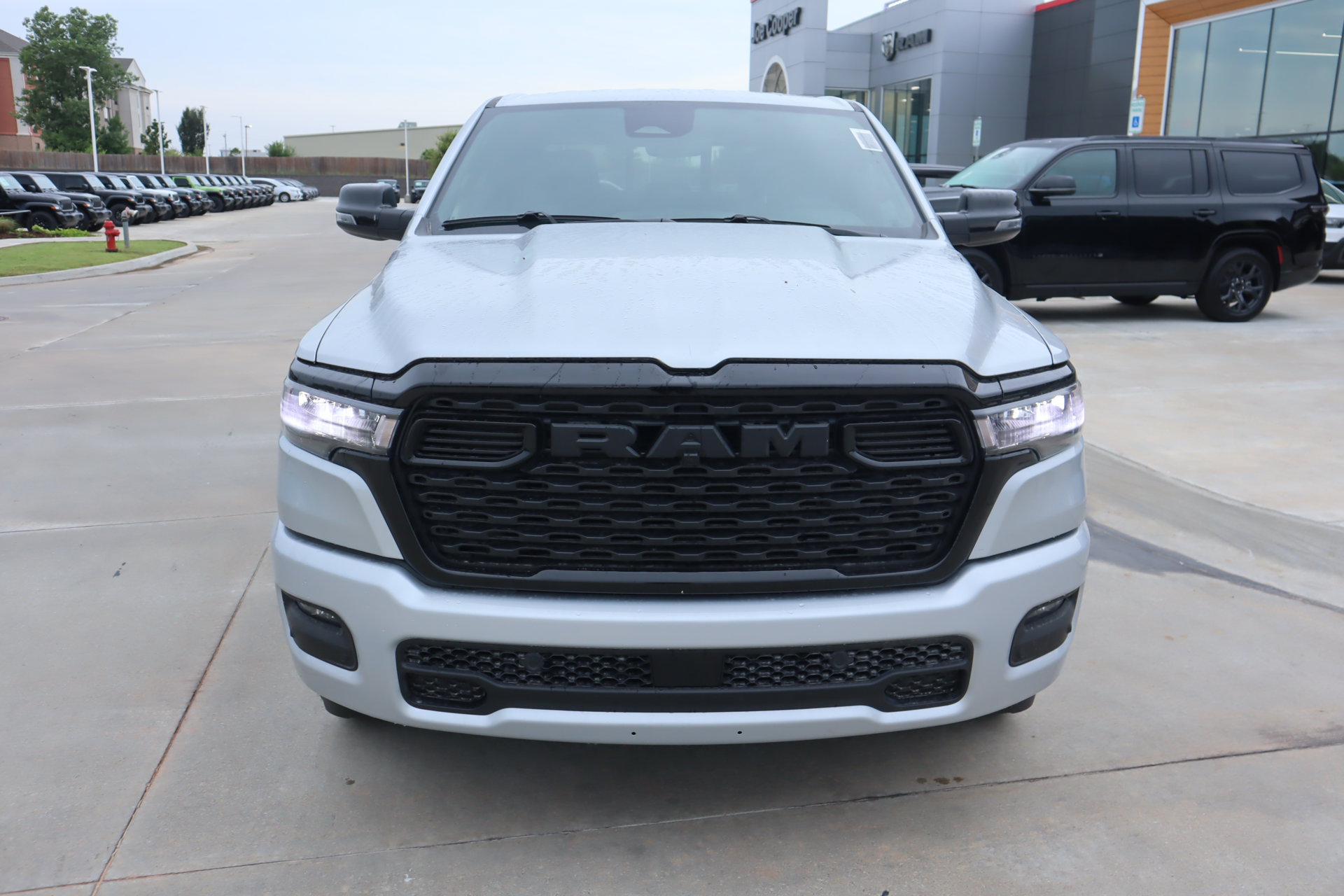 New 2026 RAM 1500 Big Horn AWD/4WD image 9
