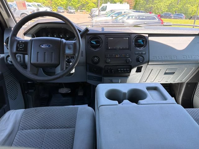 Used 2016 Ford F250 XL w/ XL Appearance Package AWD/4WD image 13