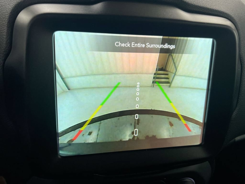 Used 2023 Jeep Renegade Altitude AWD/4WD image 16