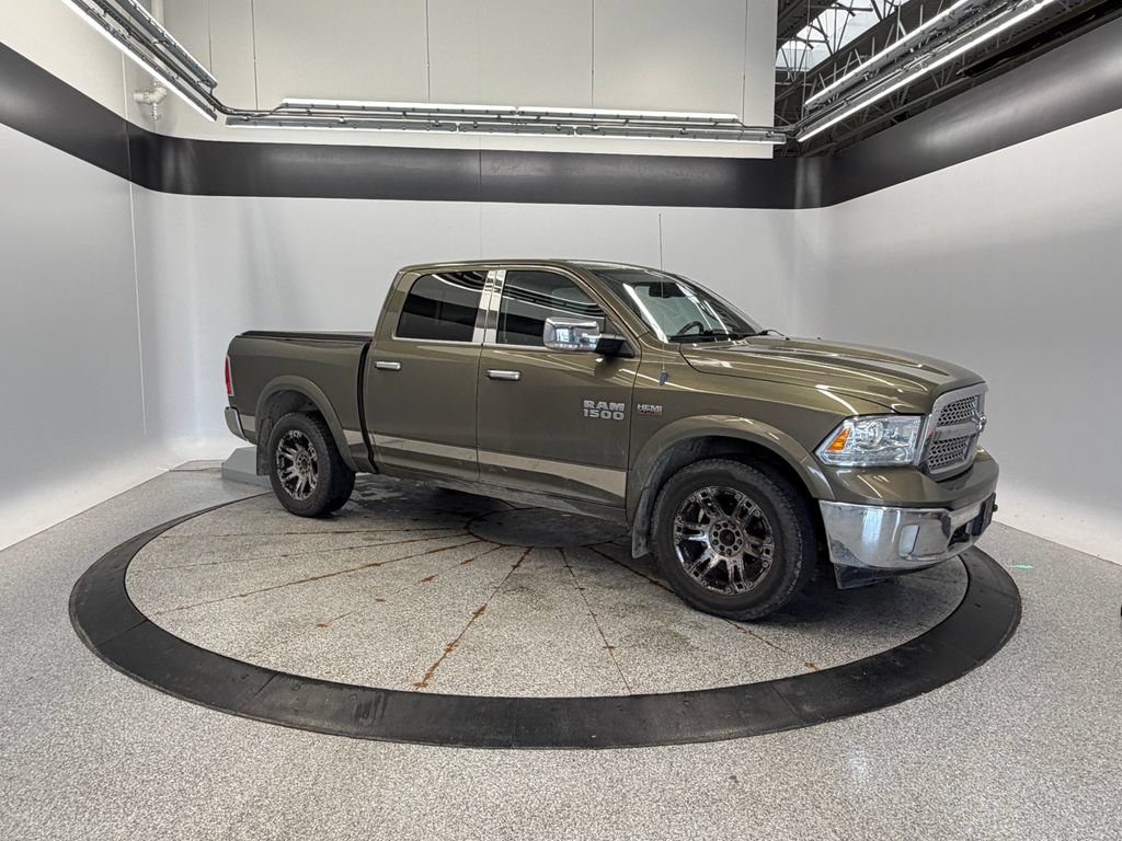 Used 2013 RAM 1500 Laramie w/ Convenience Group AWD/4WD image 9
