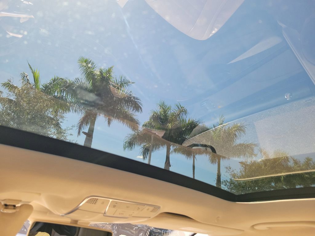 Used 2019 Mercedes-Benz S 560 Sedan image 20