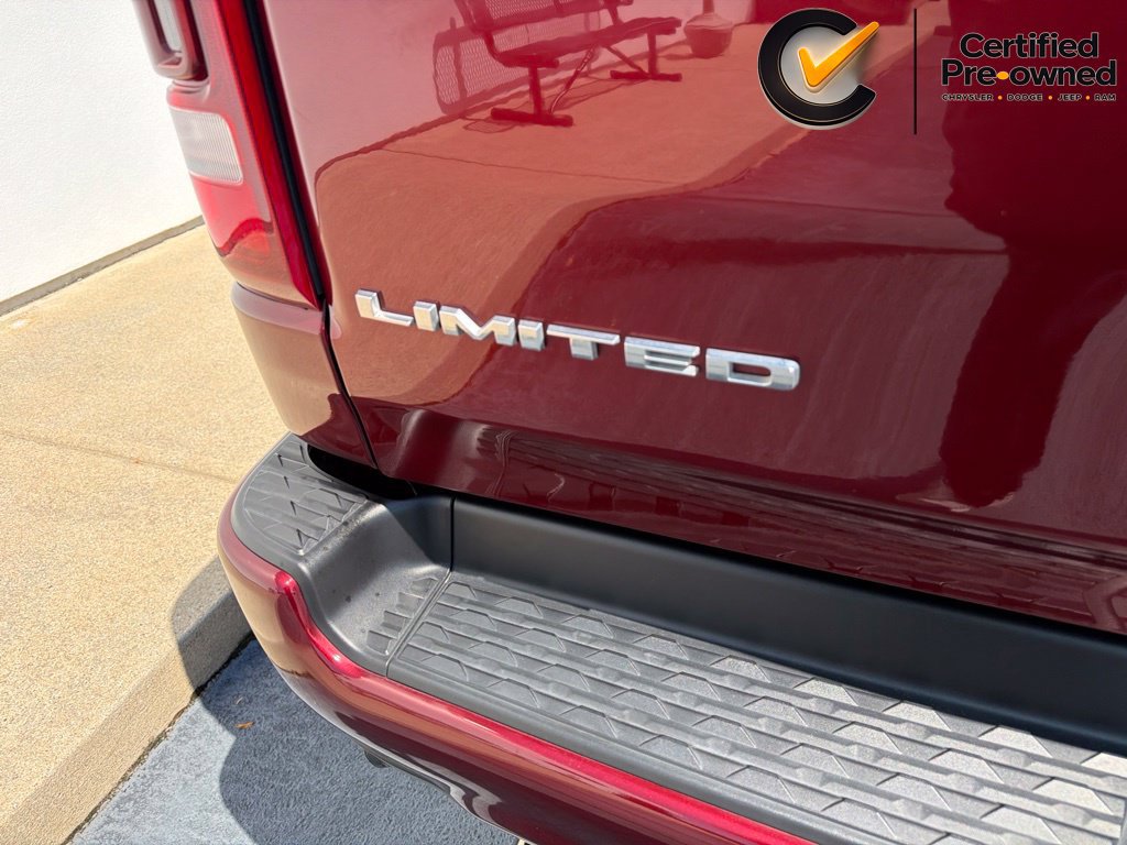 Used 2023 RAM 1500 Limited w/ Body Color Bumper Group AWD/4WD image 17