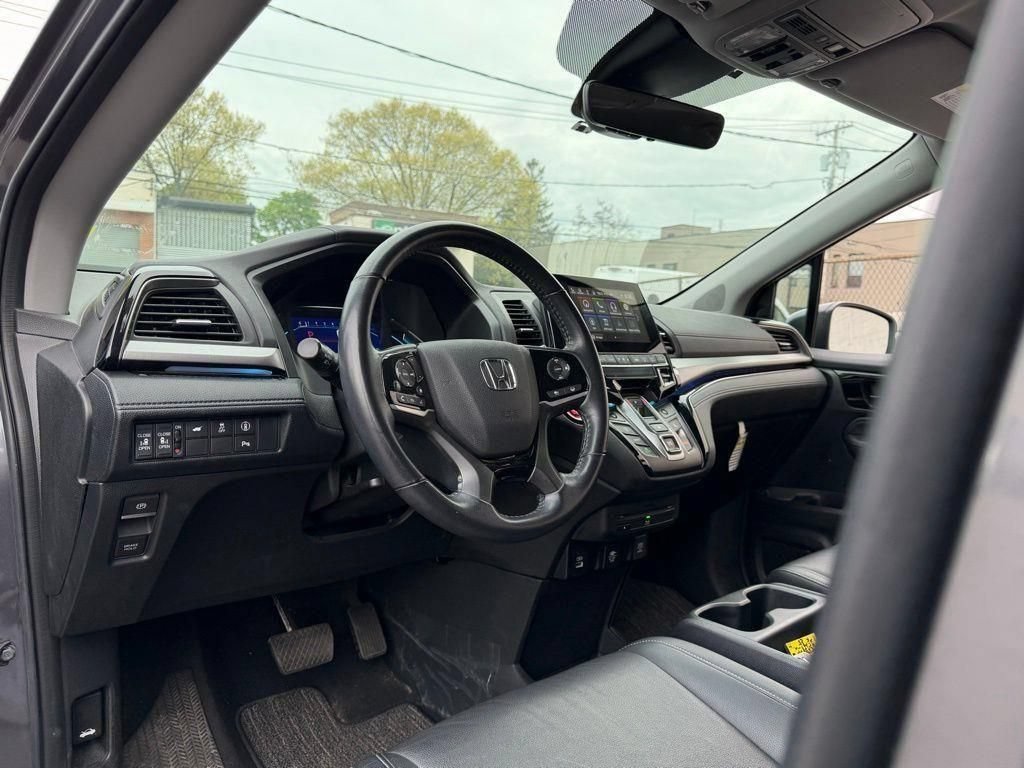 Used 2023 Honda Odyssey Touring image 24