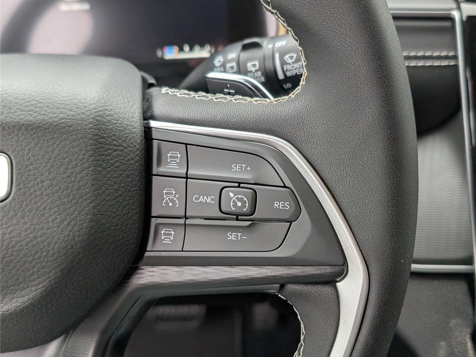 New 2026 Jeep Grand Cherokee Laredo AWD/4WD image 18