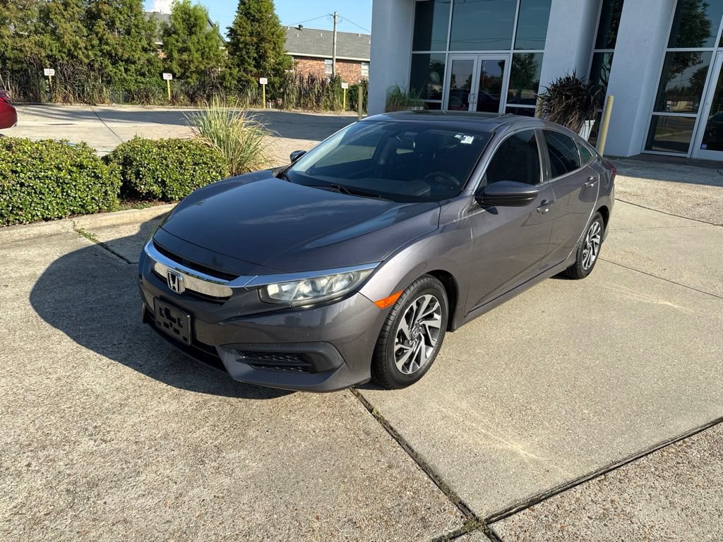 Used 2018 Honda Civic EX image 3