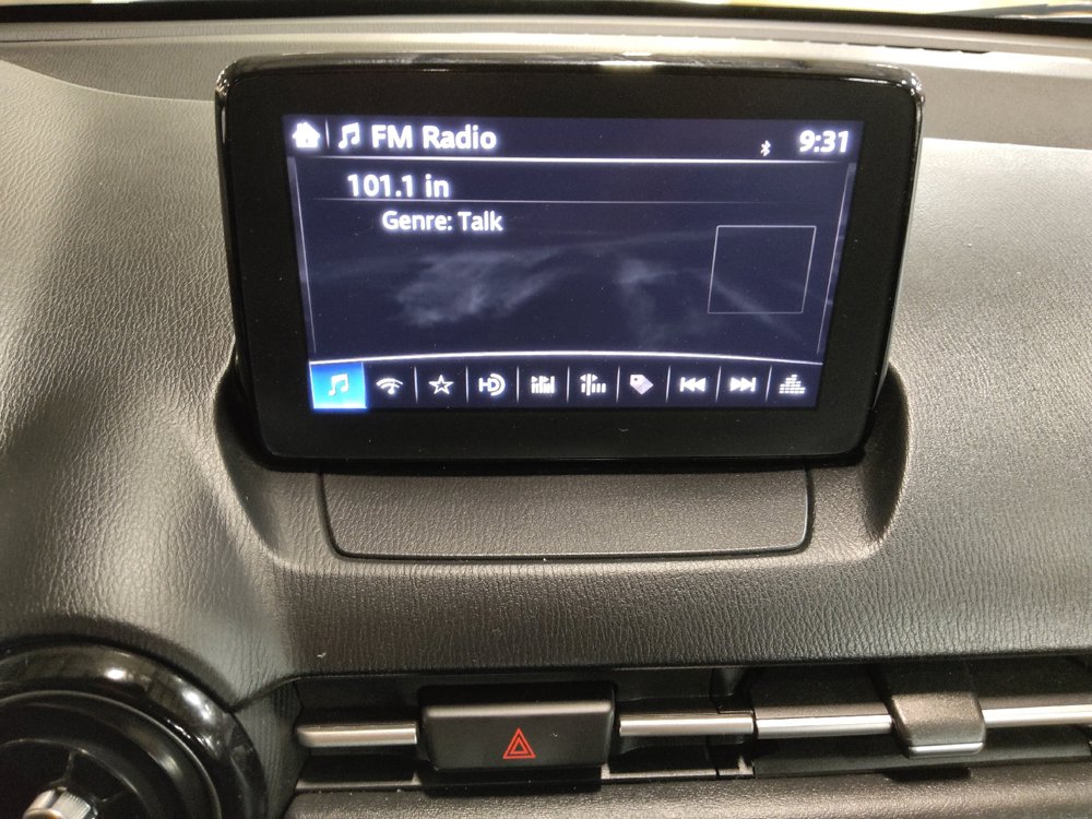 Used 2020 Toyota Yaris LE FWD image 25