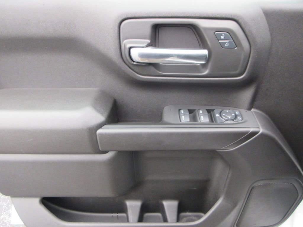 Certified 2024 Chevrolet Silverado 1500 Custom w/ Turbomax Blackout Package image 22