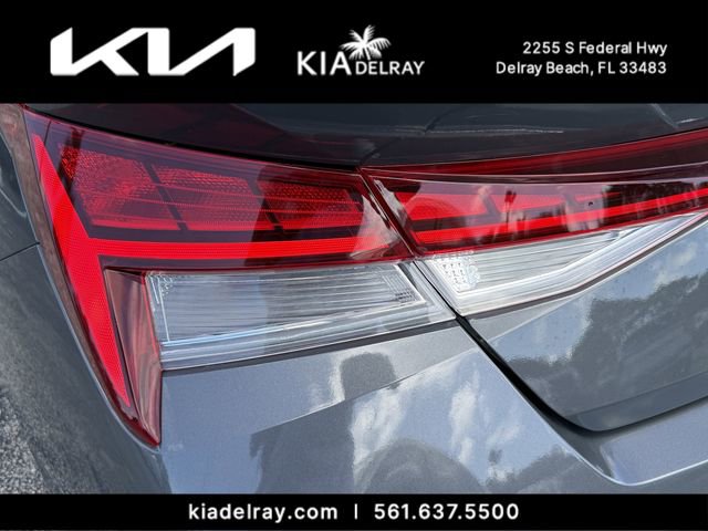 Used 2024 Hyundai Elantra Limited image 7