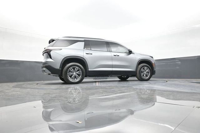 New 2026 Chevrolet Traverse LT w/ Driver Confidence Package image 45