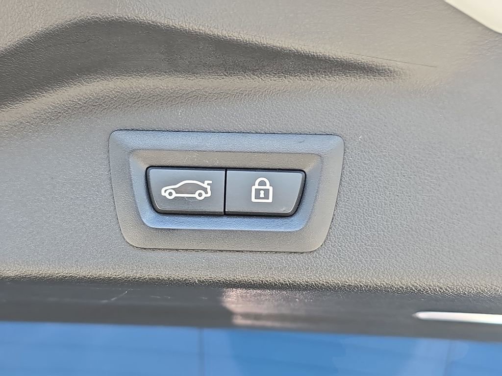 Used 2019 BMW X5 xDrive40i w/ Convenience Package image 16