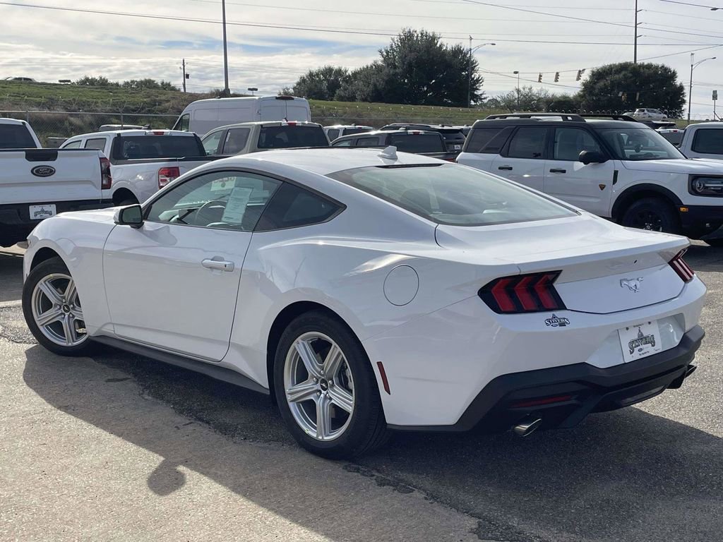 New 2026 Ford Mustang Coupe image 5