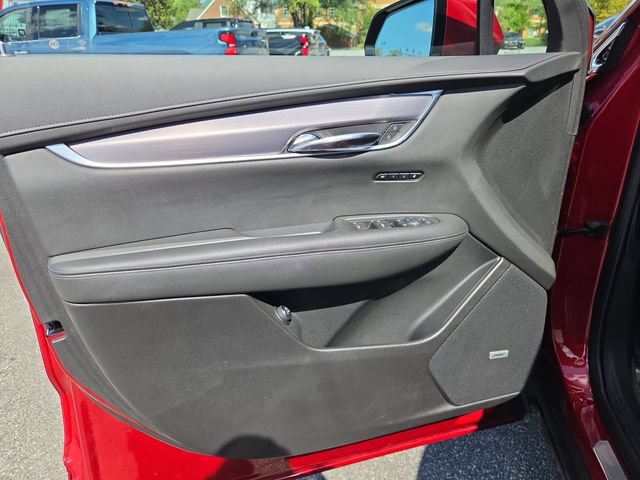 Used 2024 Cadillac XT6 Luxury w/ LPO, Floor Liner Package AWD/4WD image 11