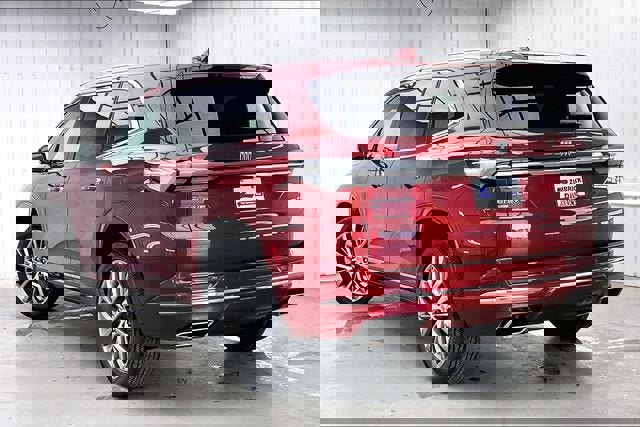 New 2025 Buick Enclave Avenir w/ Trailering Package, 5000 lbs. image 5