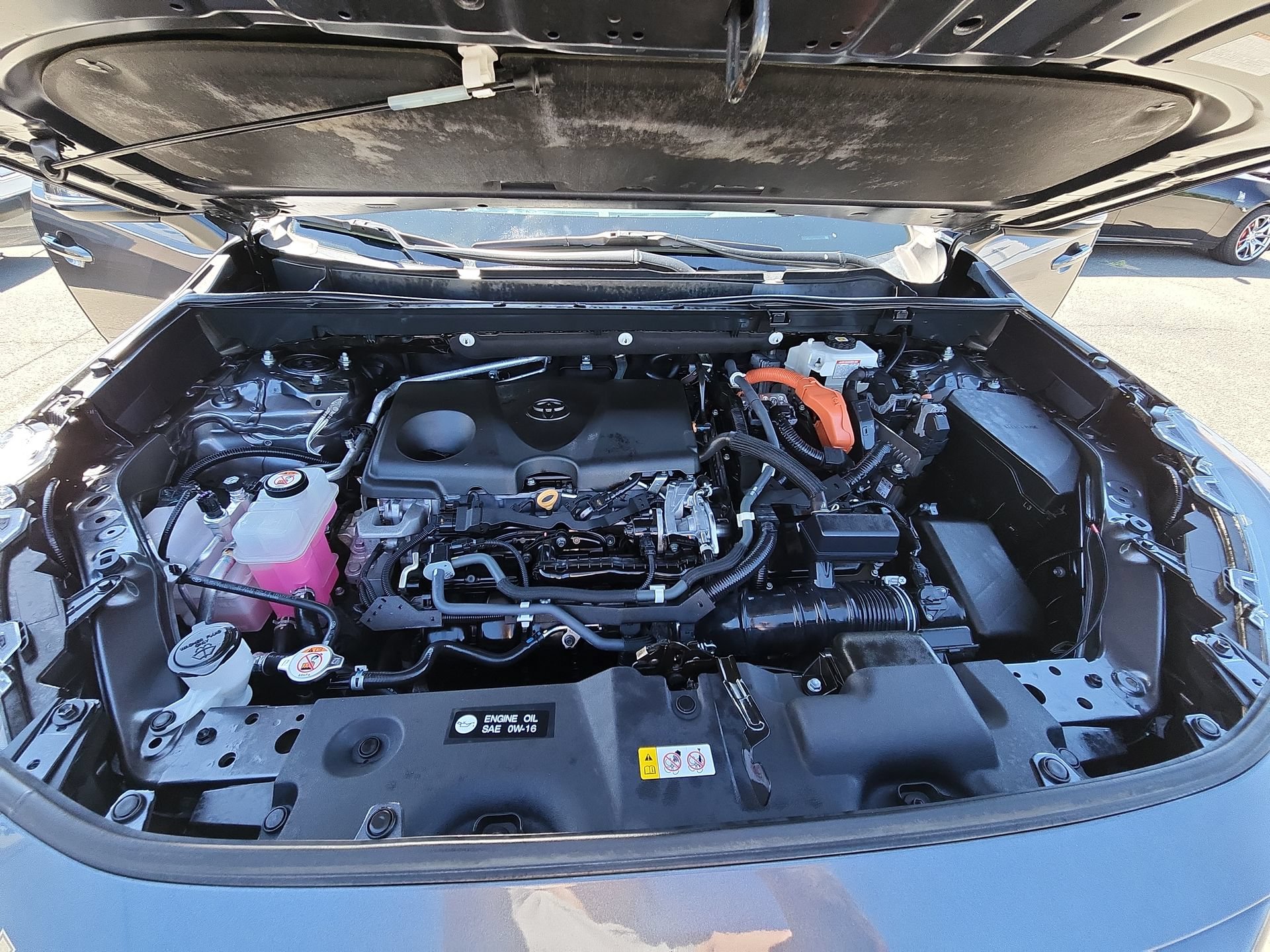 Used 2021 Toyota RAV4 LE AWD/4WD image 17