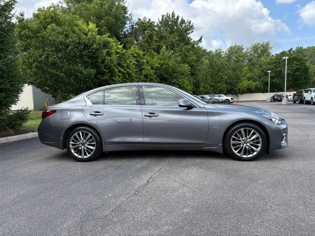 Used 2019 INFINITI Q50 Luxe w/ Essential Package (3.0T Luxe) AWD/4WD image 8