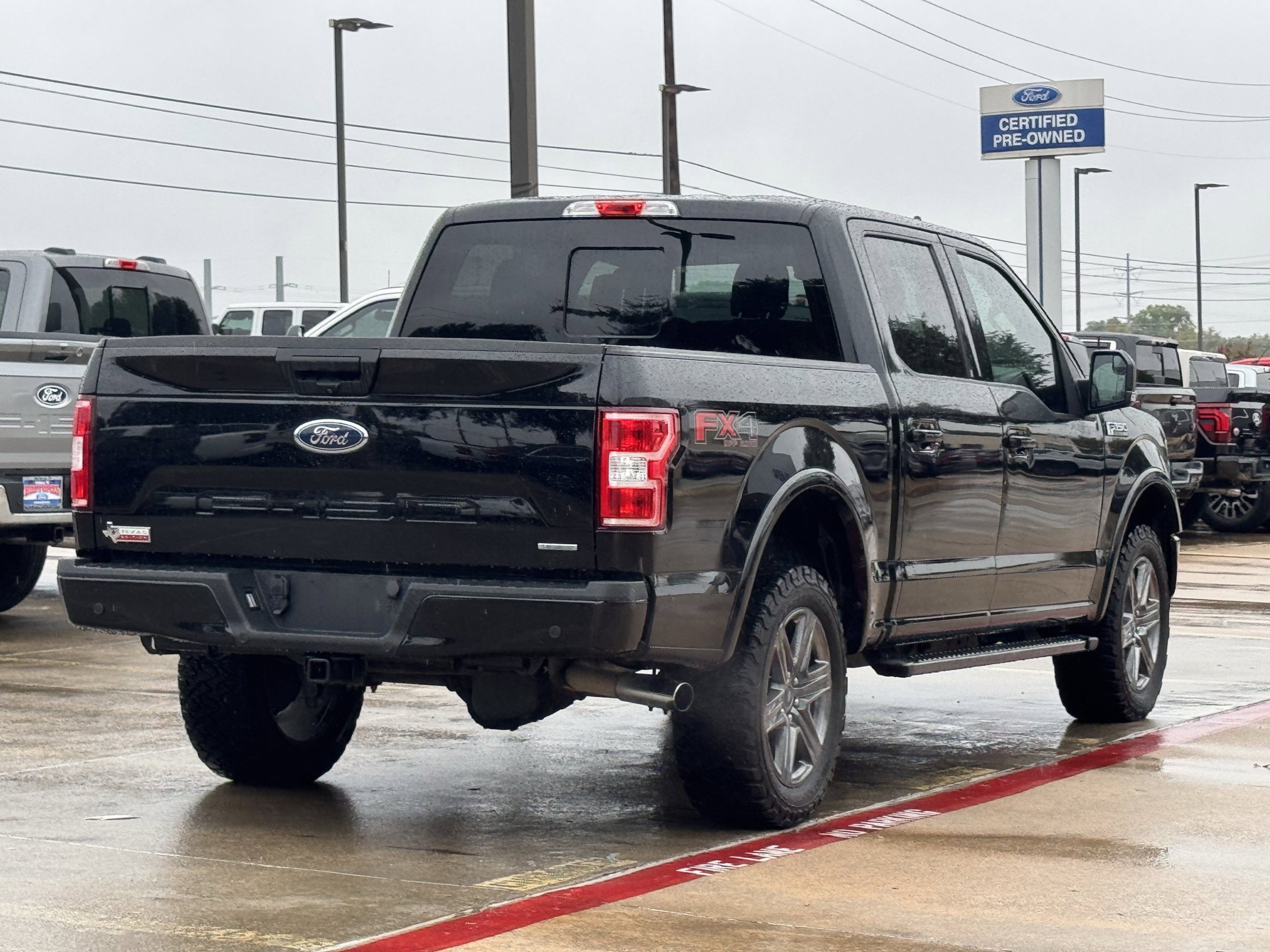 Used 2019 Ford F150 XLT w/ Equipment Group 302A Luxury AWD/4WD image 4