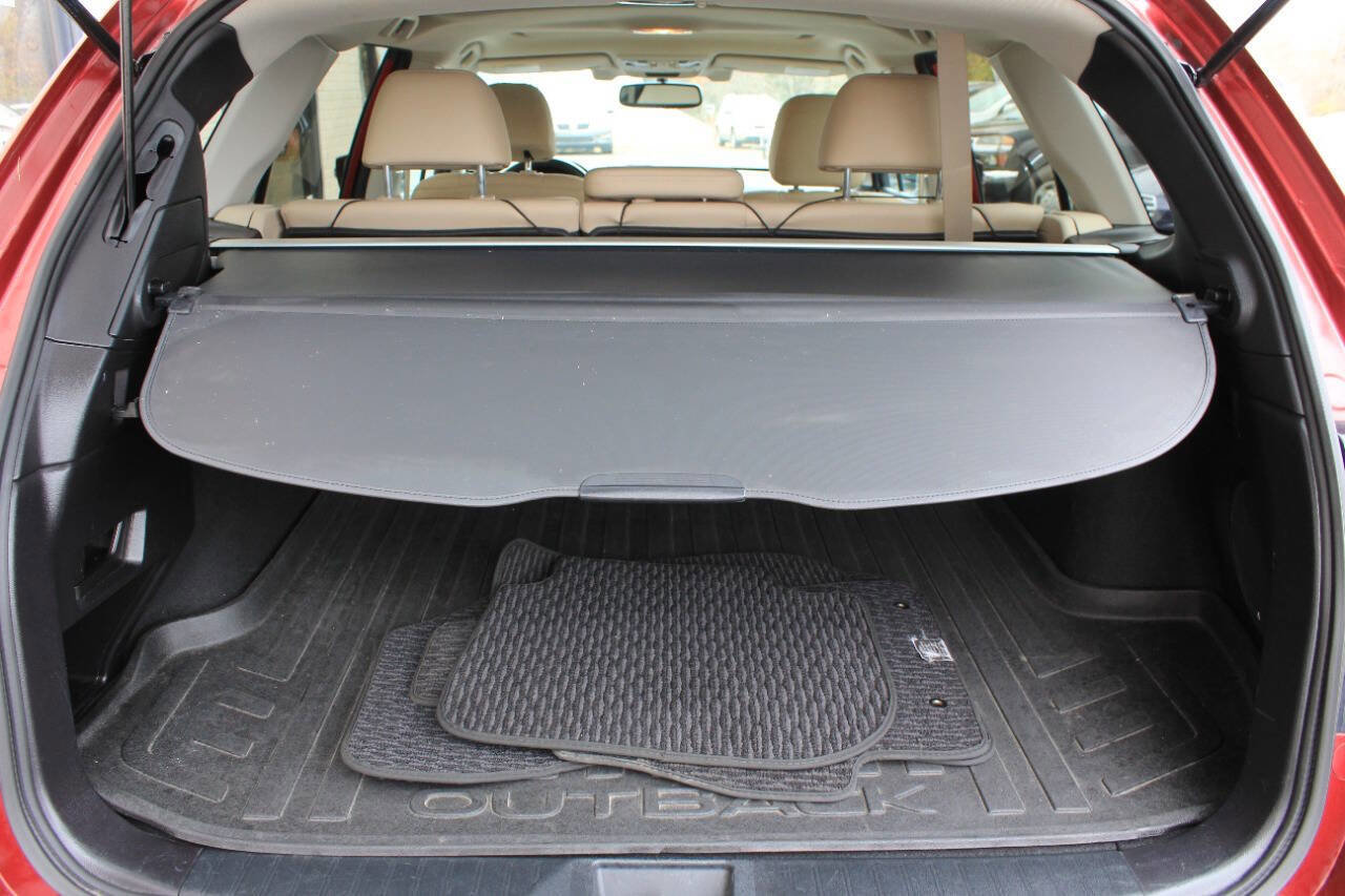 Used 2016 Subaru Outback 3.6R Limited image 15