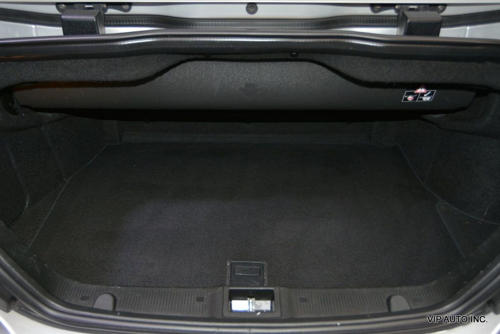 Used 2005 Mercedes-Benz CLK 320 Cabriolet image 37