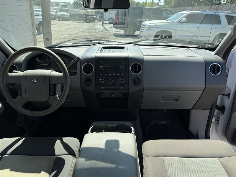 Used 2005 Ford F150 XLT RWD image 7