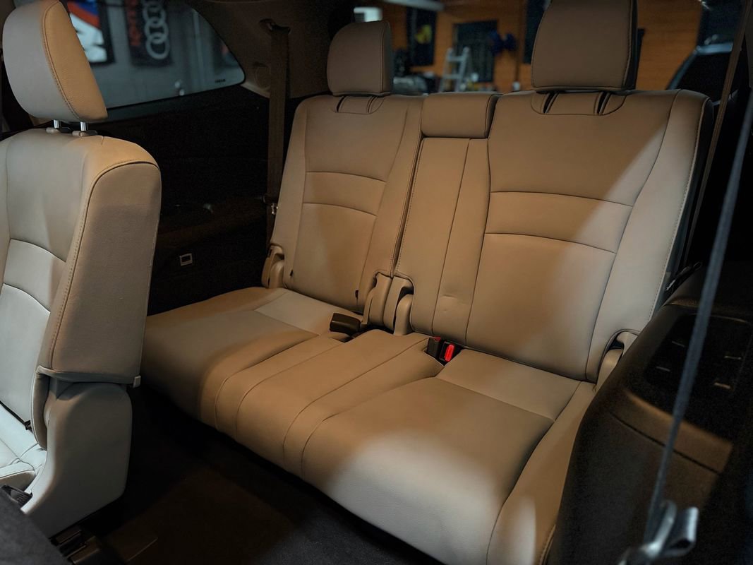 Used 2016 Honda Pilot Touring image 21