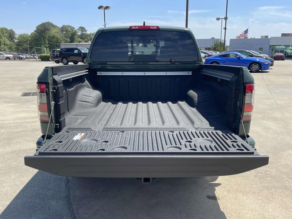 Used 2025 Nissan Frontier Pro-X w/ Pro Convenience Package image 9