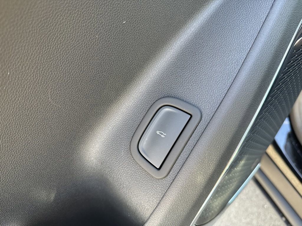 New 2025 GMC Acadia Elevation AWD/4WD image 21