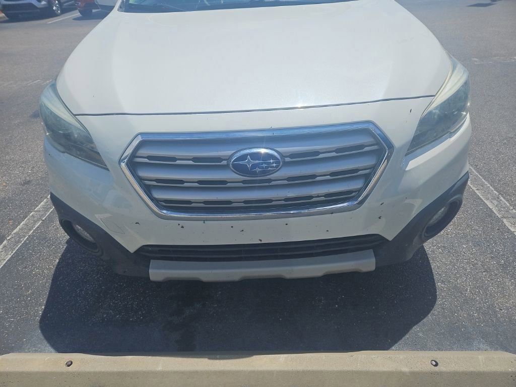Used 2015 Subaru Outback 3.6R Limited AWD/4WD image 4