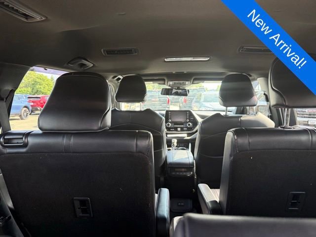 Used 2022 Toyota Highlander XSE AWD/4WD image 10