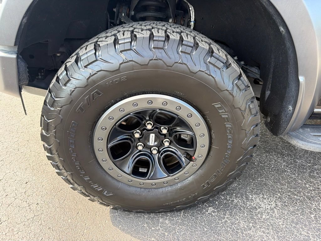 Used 2022 Ford F150 Raptor w/ Equipment Group 801A High AWD/4WD image 9