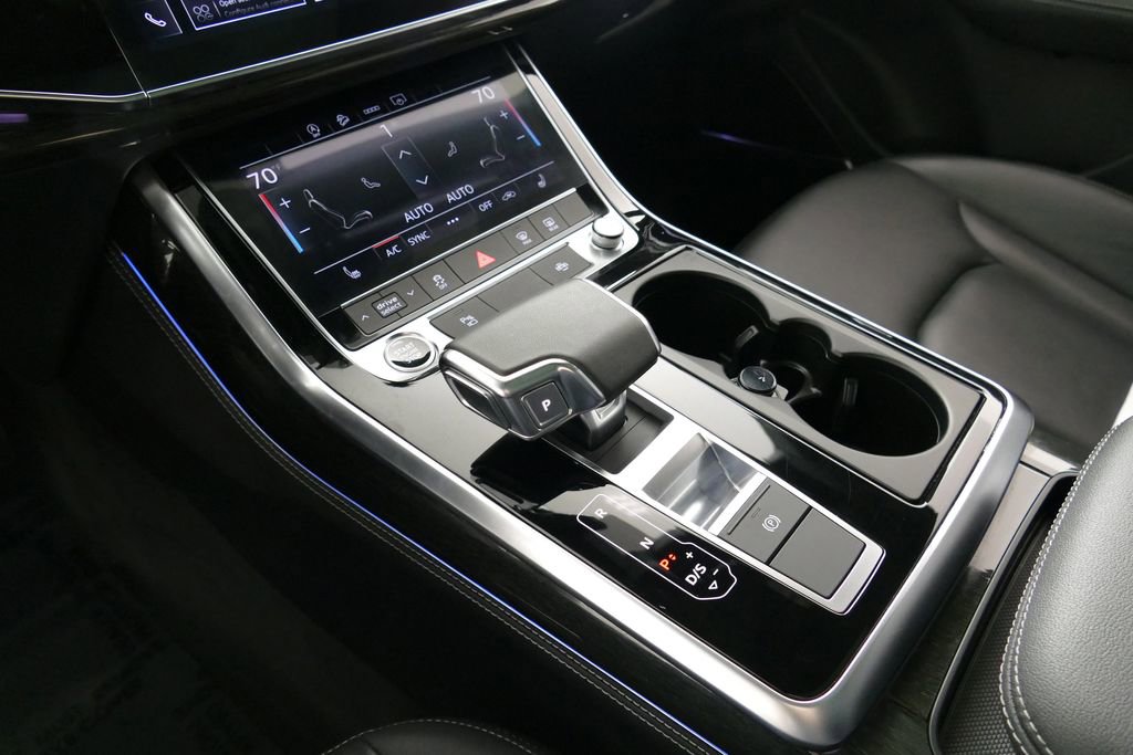 Used 2025 Audi Q7 3.0T Premium Plus AWD/4WD image 12