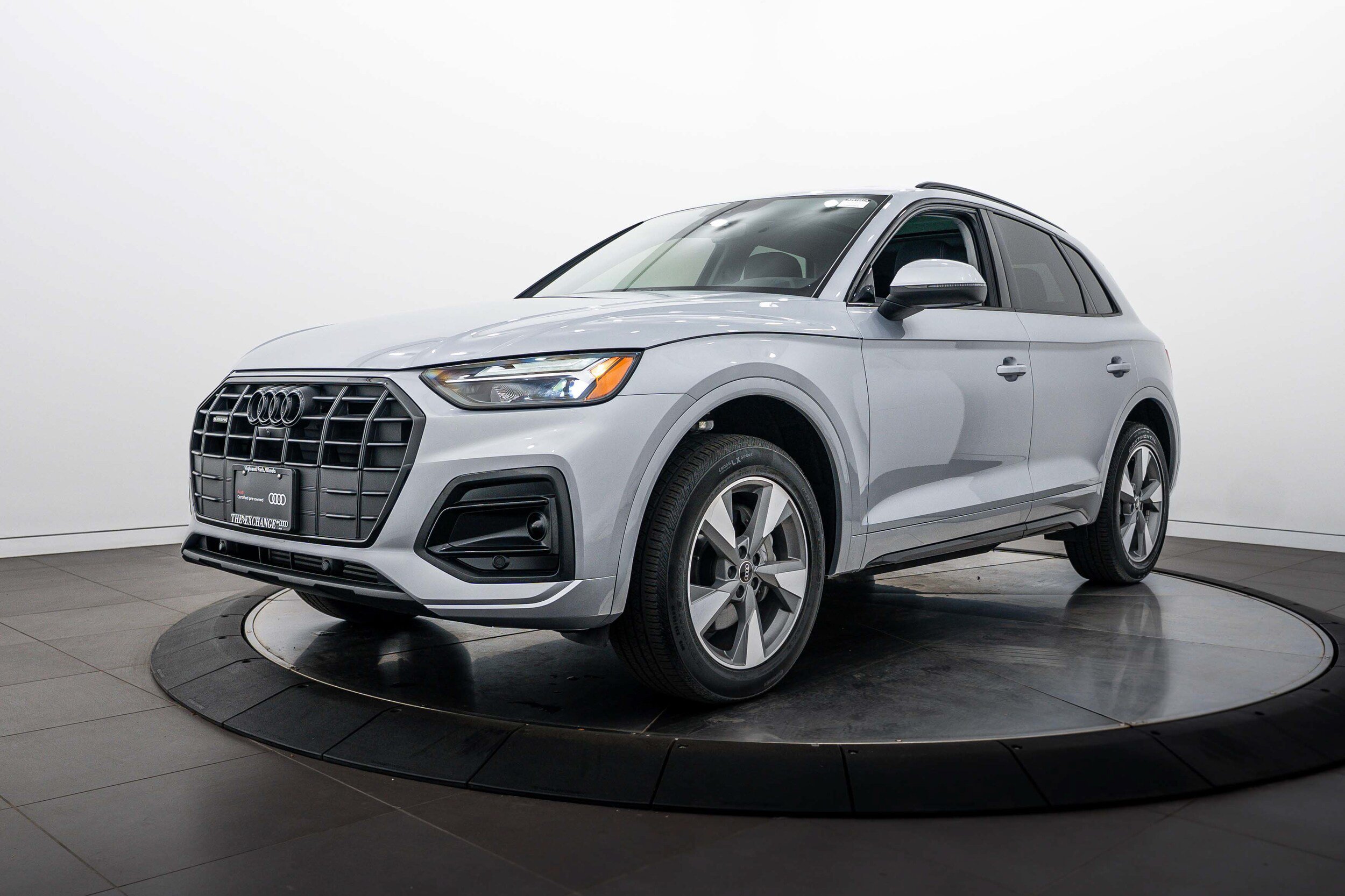 Certified 2024 Audi Q5 Premium w/ Premium Plus Package AWD/4WD image 6
