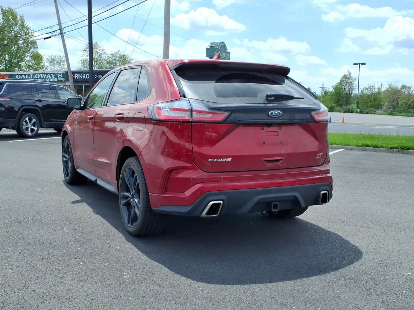 Used 2020 Ford Edge ST w/ Equipment Group 401A AWD/4WD image 3