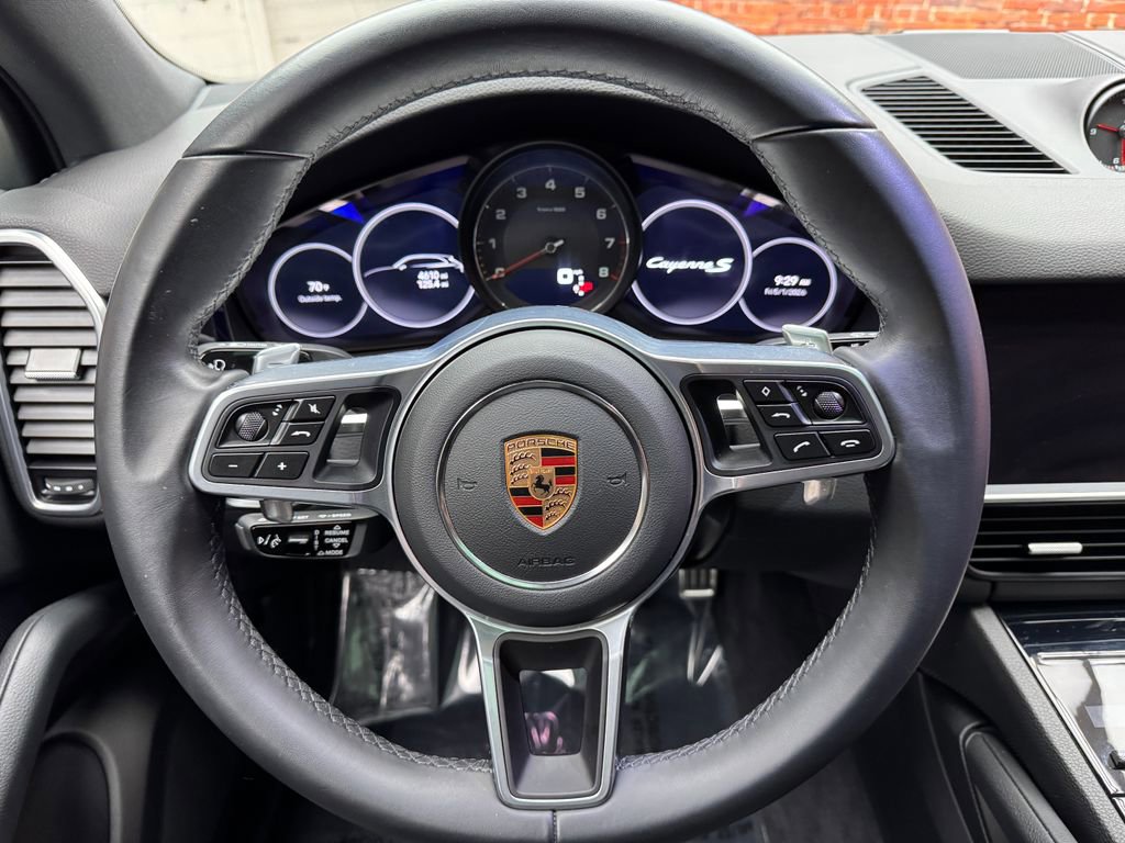 Used 2023 Porsche Cayenne S AWD/4WD image 12
