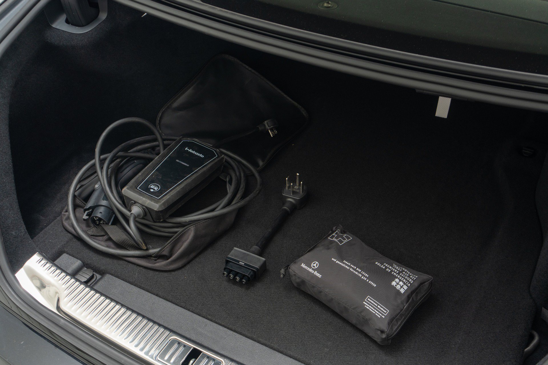 Used 2025 Mercedes-Benz S 580e 4MATIC Sedan image 38