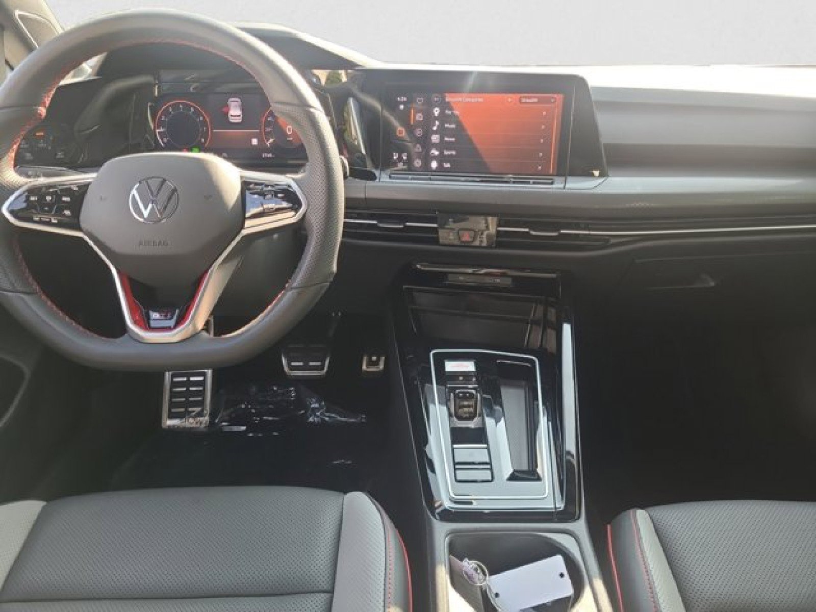 Used 2024 Volkswagen GTI SE image 14