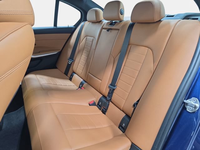 Used 2019 BMW 330i xDrive Sedan w/ Premium Package AWD/4WD image 13