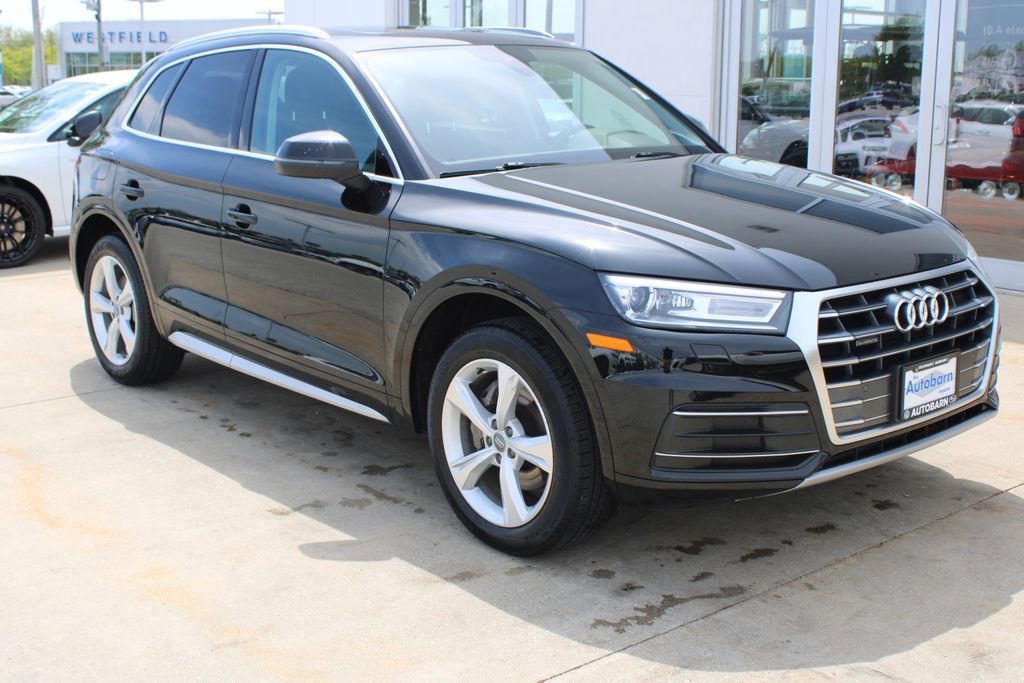 Used 2020 Audi Q5 2.0T Premium w/ Convenience Package AWD/4WD image 1