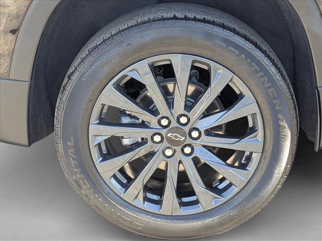 Used 2023 Chevrolet Traverse RS image 24