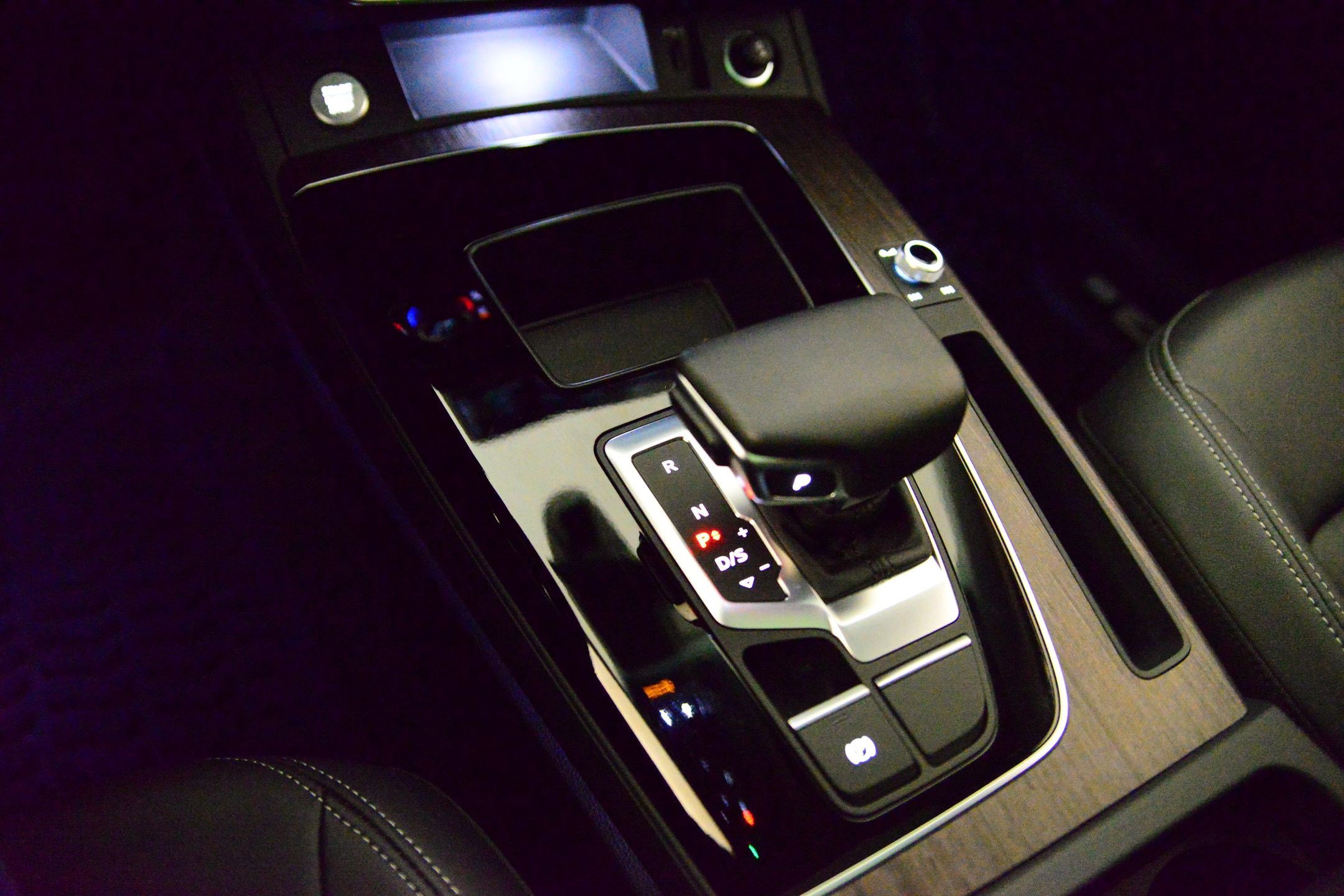 Certified 2024 Audi Q5 2.0T Premium w/ Convenience Package image 13