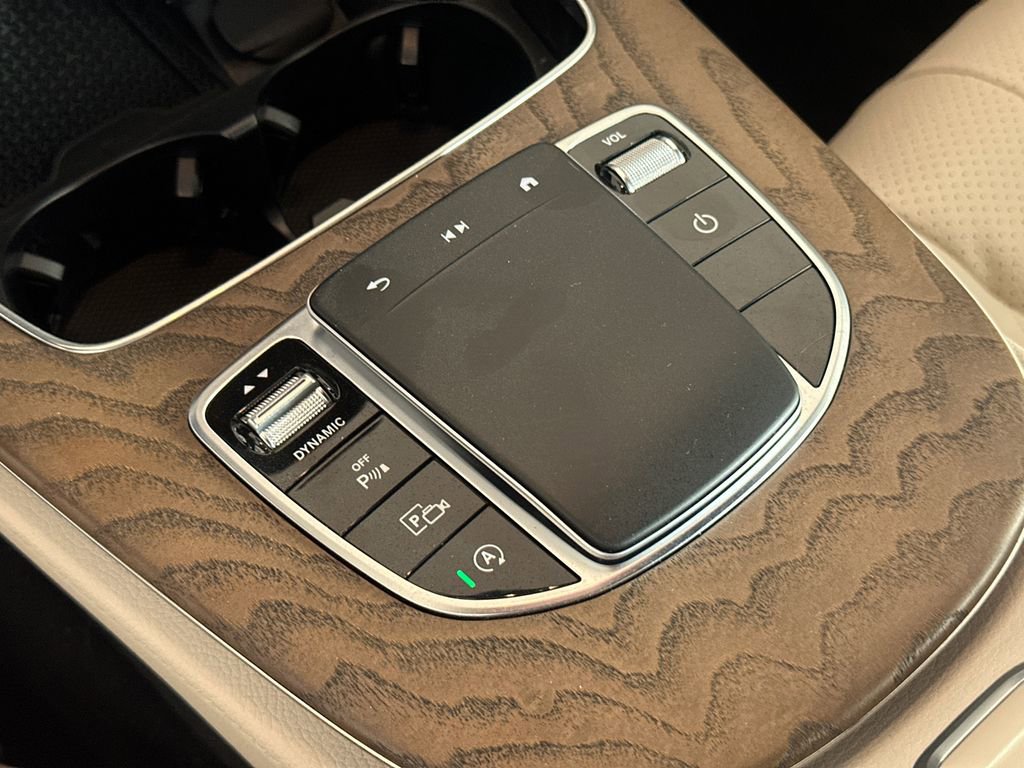 Certified 2023 Mercedes-Benz E 350 4MATIC Sedan image 33