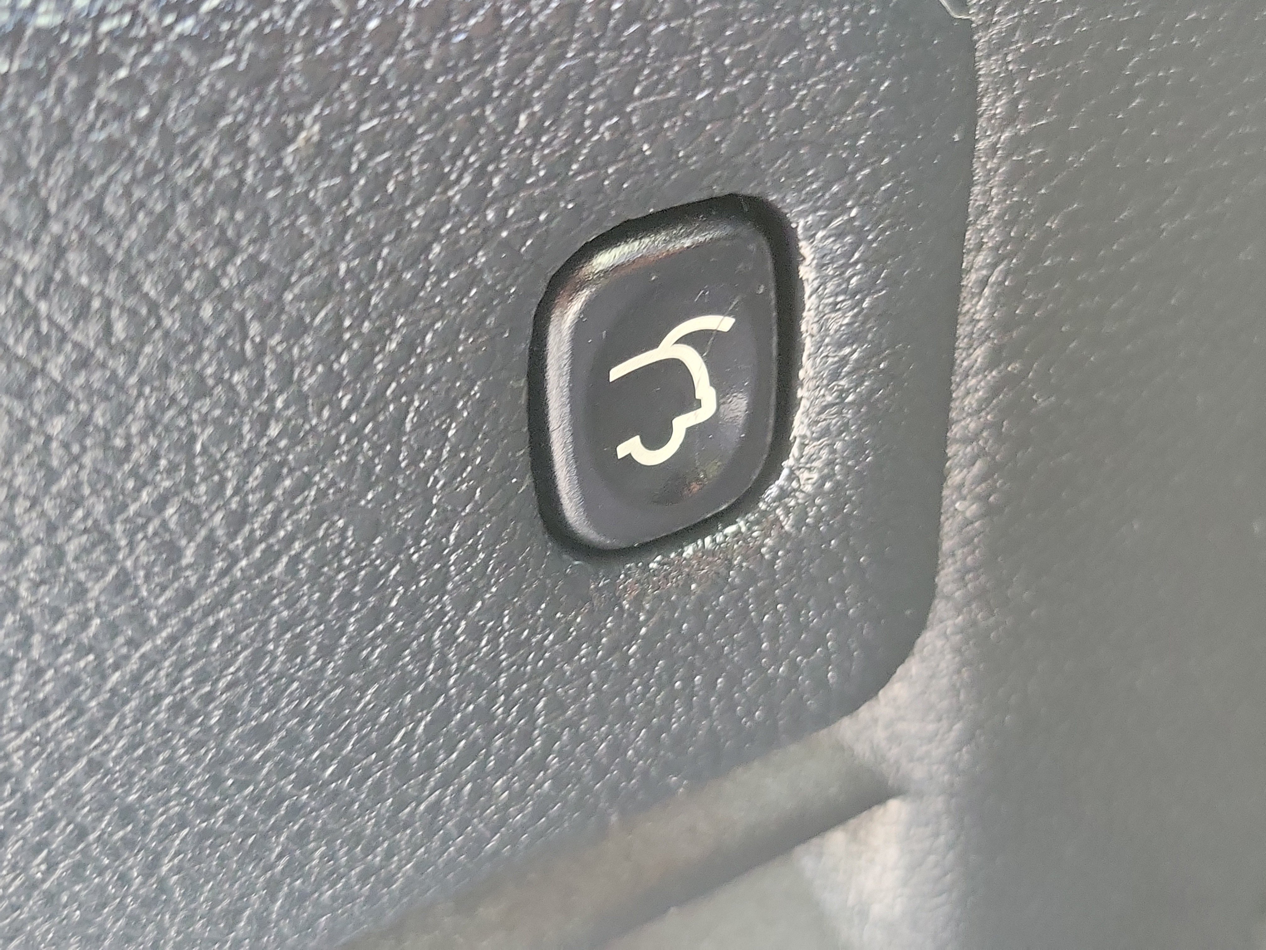 Used 2021 Jeep Grand Cherokee Limited w/ Luxury Group II RWD image 17