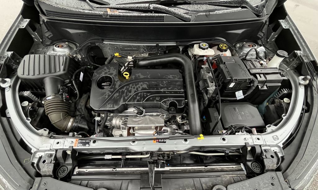 Certified 2023 Chevrolet Equinox RS w/ RS Leather Package image 9