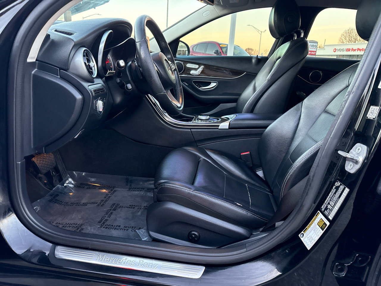 Used 2018 Mercedes-Benz C 300 Sedan image 22