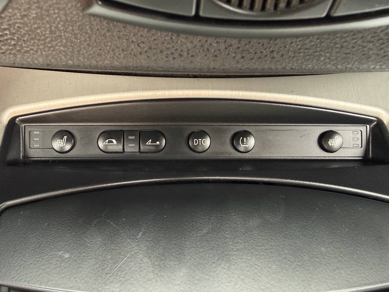 Used 2006 BMW Z4 3.0i RWD image 27