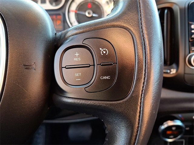 Used 2016 FIAT 500L Trekking image 22