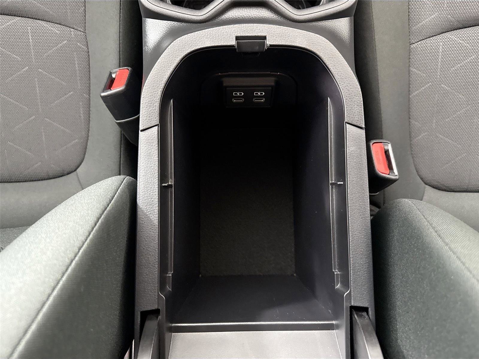 Certified 2025 Toyota RAV4 XLE image 34